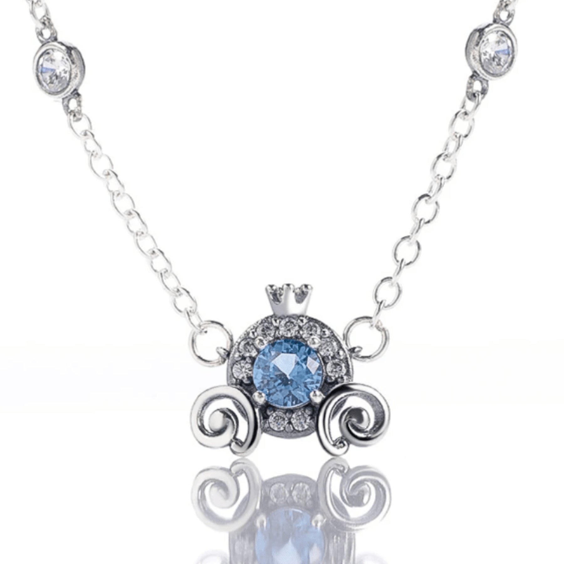 Colar Luxo Feminino Prata Carruagem Cinderela