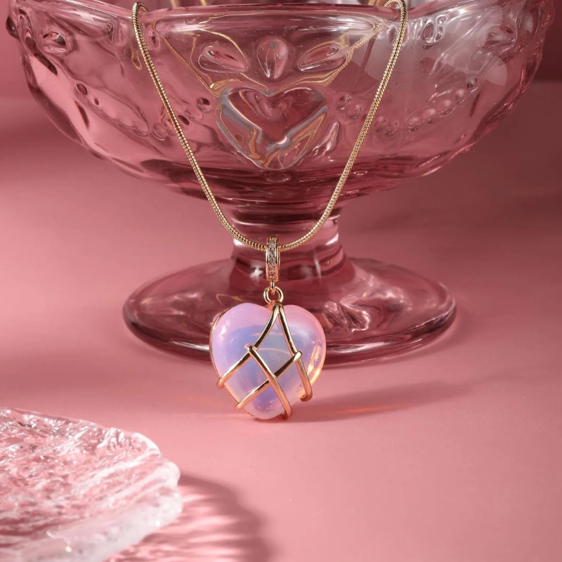 Colar Luxo Barbie e o Castelo de Diamante - Coração Encantado