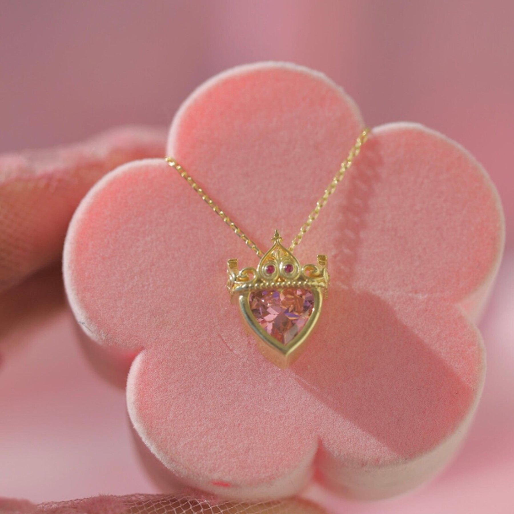 Colar Coroa da Bela Adormecida - O Sonho da Realeza 👑✨
