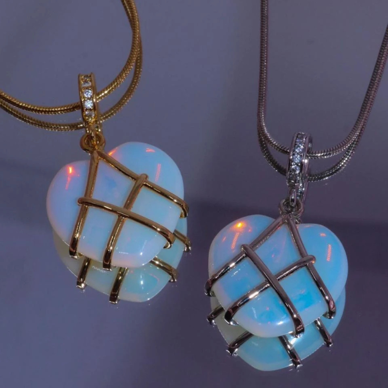 Colar Luxo Barbie e o Castelo de Diamante - Coração Encantado
