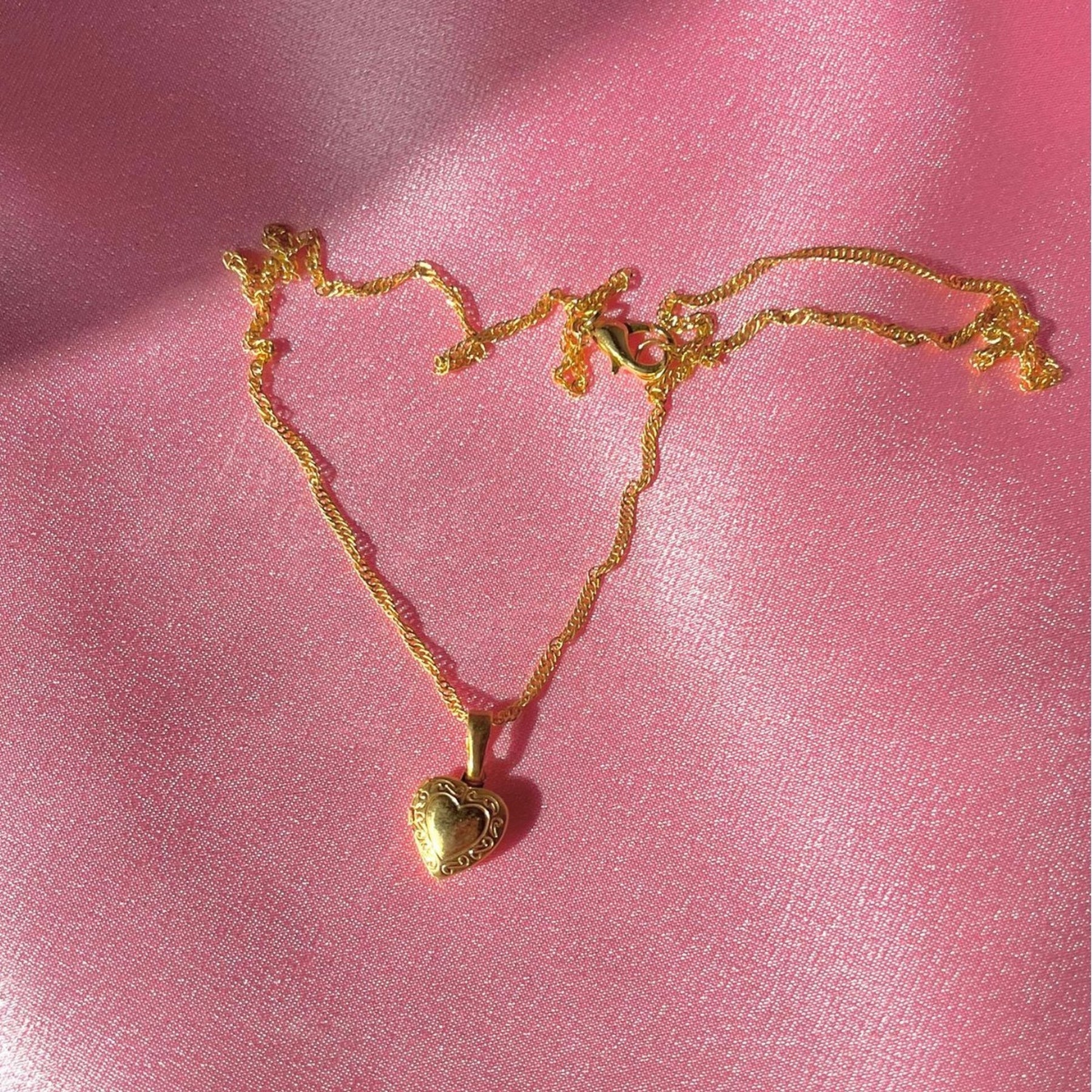 Colar Luxo Feminino Coração da Barbie