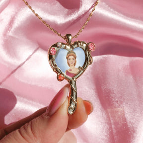 Colar Espelho Mágico - Barbie e o Castelo de Diamante