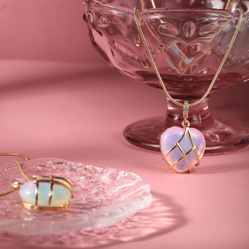 Colar Luxo Barbie e o Castelo de Diamante - Coração Encantado