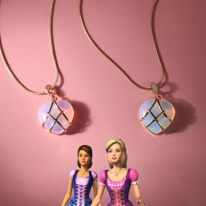 Colar Luxo Barbie e o Castelo de Diamante - Coração Encantado
