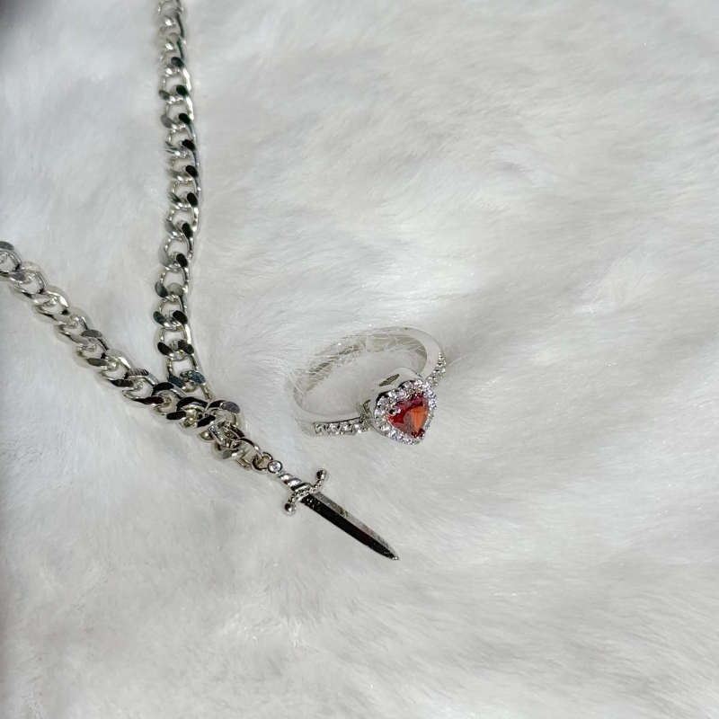 Anel & Pulseira Luxo o Coração e a Espada - Branca de Neve e o Caçador ❤️🗡️