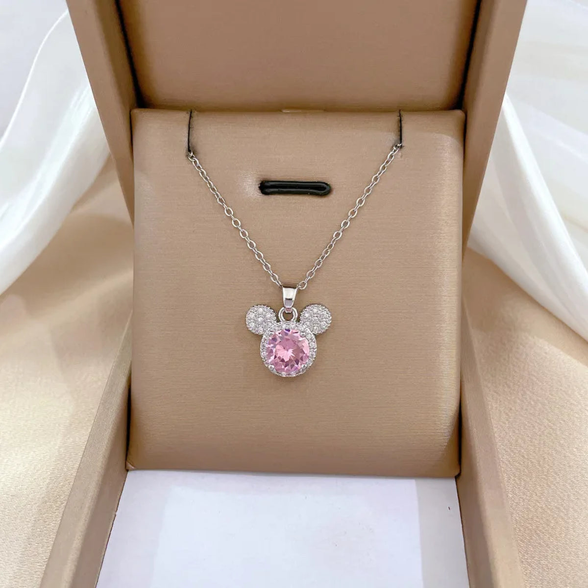 Colar Luxo Feminino Mickey Mouse - Um  Clássico Encantado